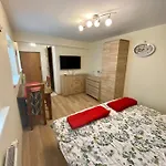 Osrodek Wczasowo-kolonijny Gron