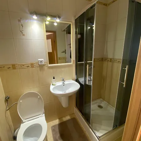 Bed & Breakfast Osrodek Wczasowo-kolonijny Gron