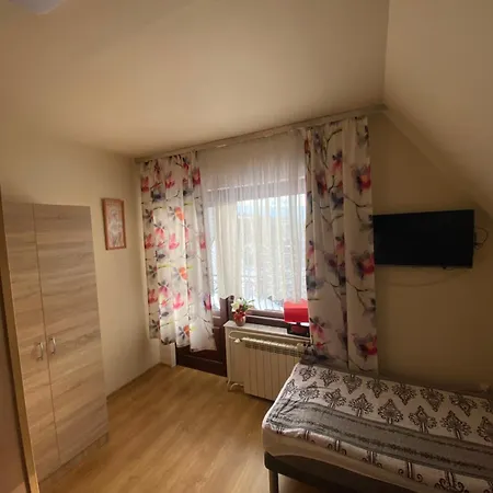 Osrodek Wczasowo-kolonijny Gron Bed & Breakfast *
