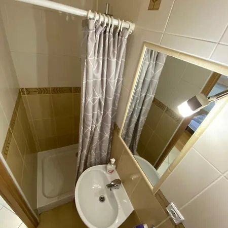 Bed & Breakfast Osrodek Wczasowo-kolonijny Gron