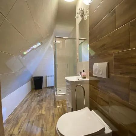 Osrodek Wczasowo-kolonijny Gron Bed & Breakfast