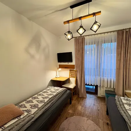 Bed & Breakfast Osrodek Wczasowo-kolonijny Gron *