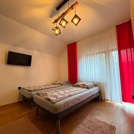 Osrodek Wczasowo-kolonijny Gron Bed & Breakfast *