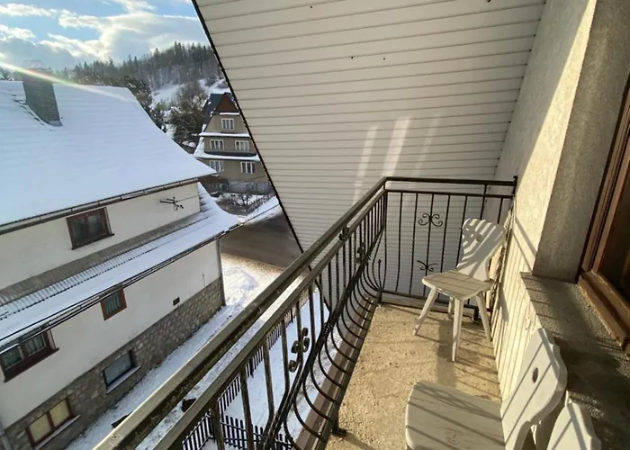 Osrodek Wczasowo-kolonijny Gron Couette-café